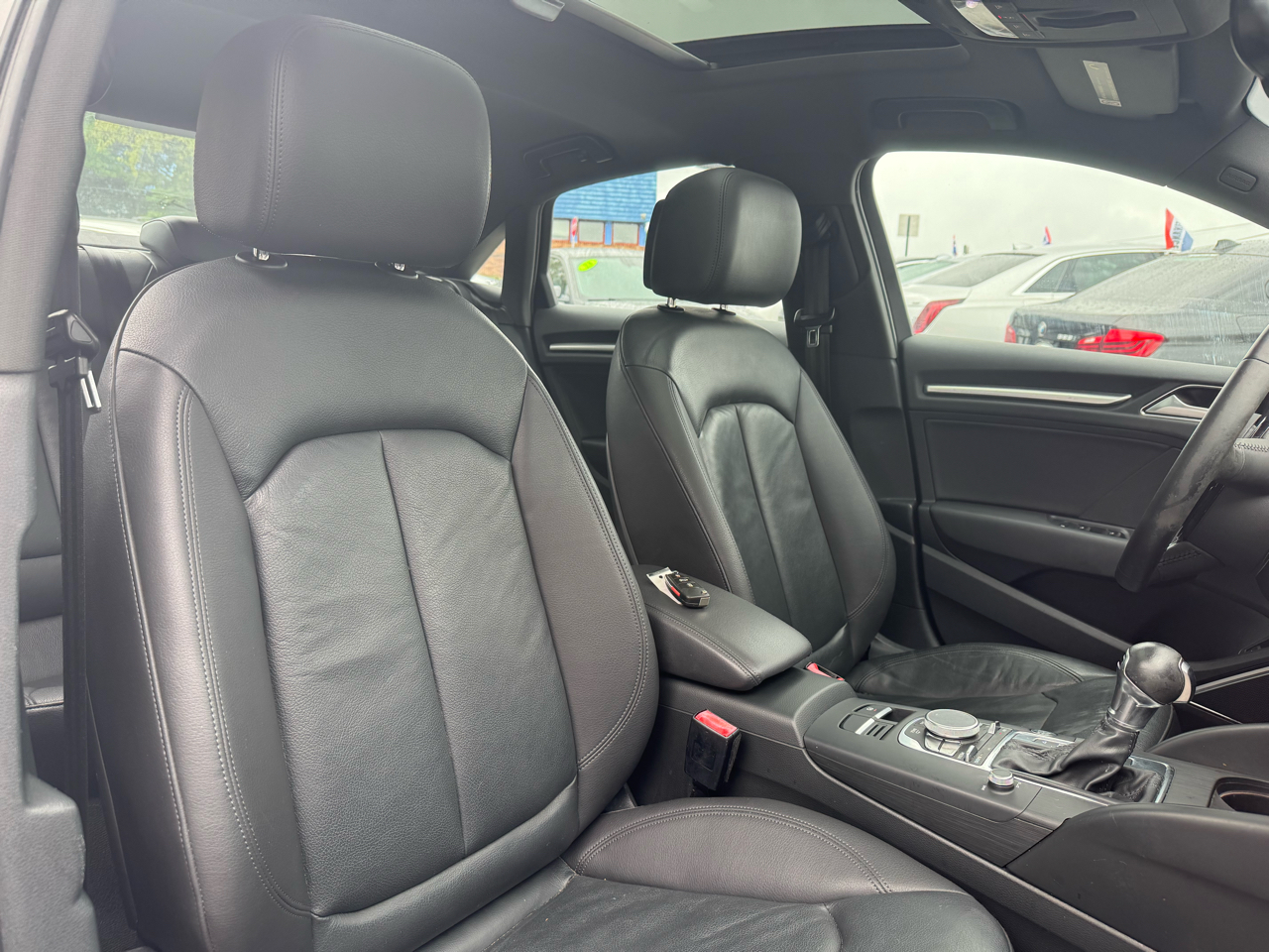 Audi A3 4dr Sdn quattro 2.0T Premium Plus 2015 Audi A3 4dr Sdn quattro 2.0T Premium Plus 2015