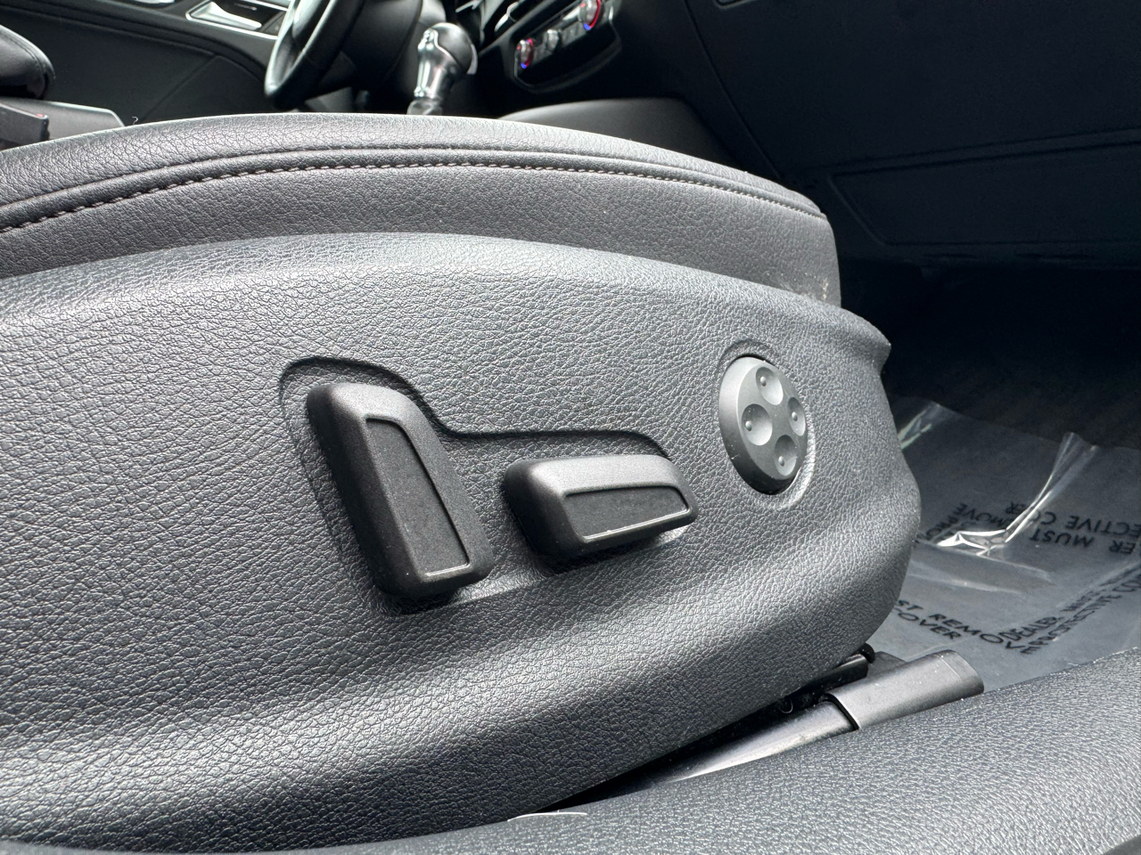 Audi A3 4dr Sdn quattro 2.0T Premium Plus 2015 Audi A3 4dr Sdn quattro 2.0T Premium Plus 2015