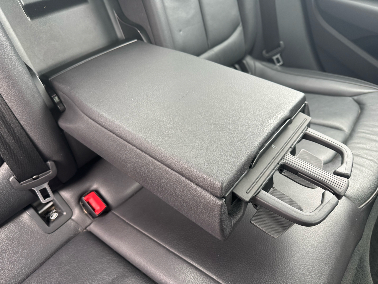 Audi A3 4dr Sdn quattro 2.0T Premium Plus 2015 Audi A3 4dr Sdn quattro 2.0T Premium Plus 2015