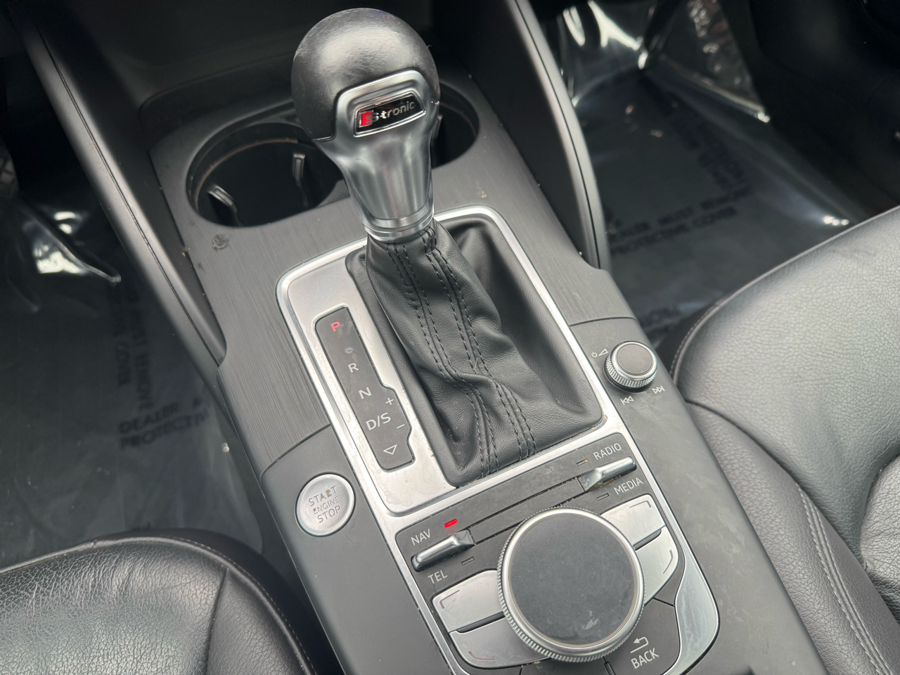 Audi A3 4dr Sdn quattro 2.0T Premium Plus 2015 Audi A3 4dr Sdn quattro 2.0T Premium Plus 2015