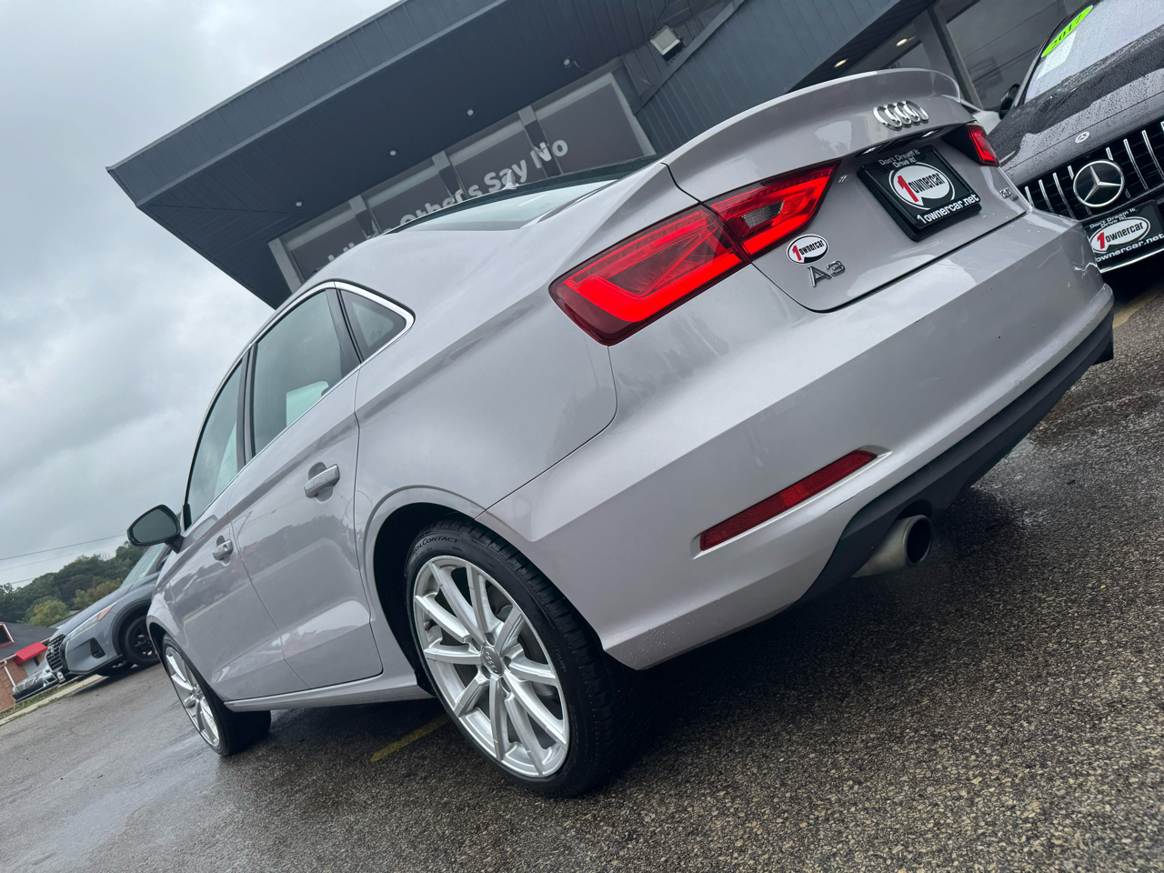 Audi A3 4dr Sdn quattro 2.0T Premium Plus 2015 Audi A3 4dr Sdn quattro 2.0T Premium Plus 2015