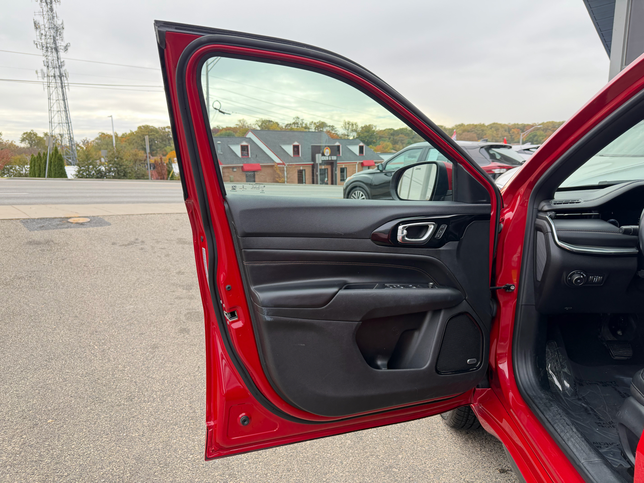 Jeep Compass (RED) Edition 4x4 2022 Jeep Compass (RED) Edition 4x4 2022