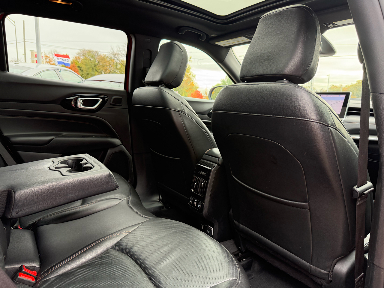 Jeep Compass (RED) Edition 4x4 2022 Jeep Compass (RED) Edition 4x4 2022