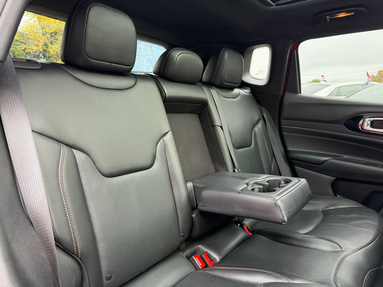 Jeep Compass (RED) Edition 4x4 2022 Jeep Compass (RED) Edition 4x4 2022