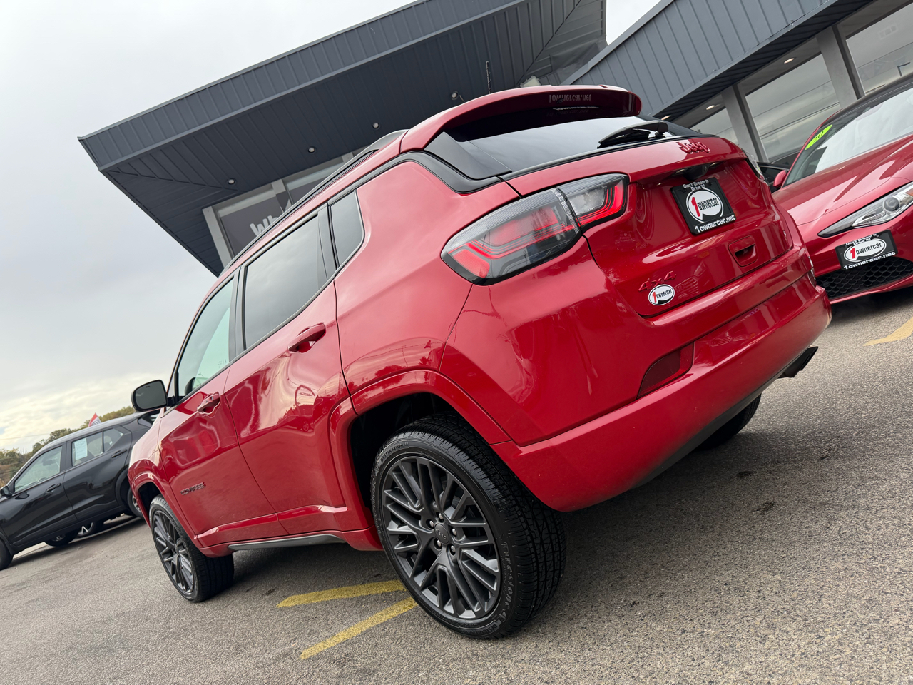 Jeep Compass (RED) Edition 4x4 2022 Jeep Compass (RED) Edition 4x4 2022