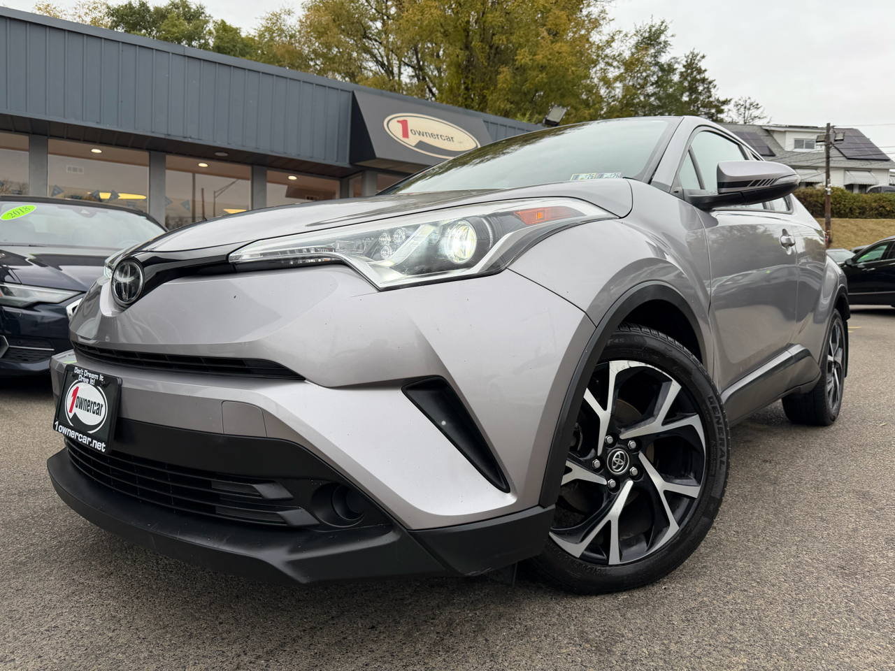 Toyota C-HR XLE FWD (Natl) 2018 Toyota C-HR XLE FWD (Natl) 2018