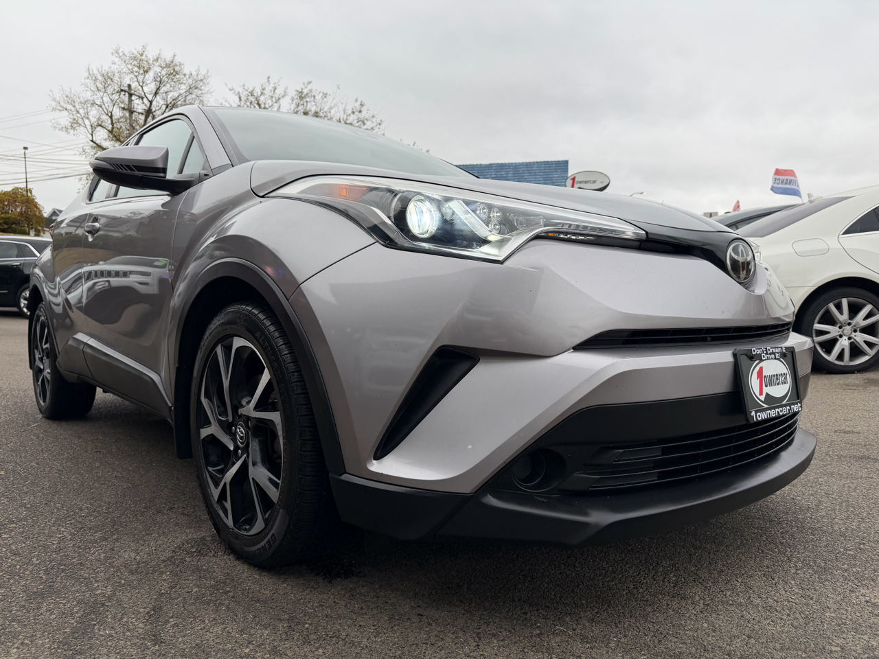 Toyota C-HR XLE FWD (Natl) 2018 Toyota C-HR XLE FWD (Natl) 2018