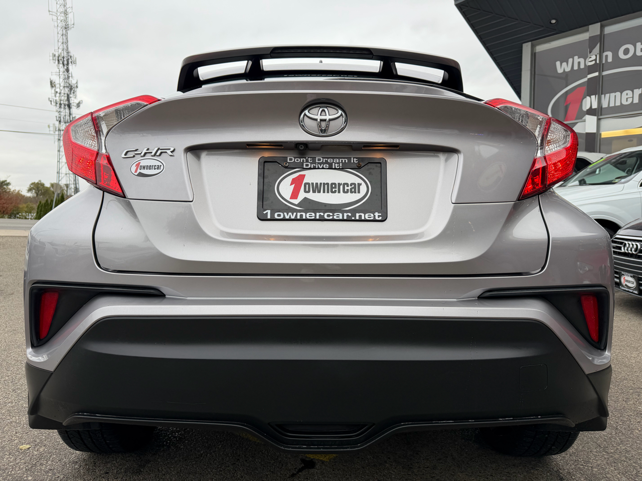 Toyota C-HR XLE FWD (Natl) 2018 Toyota C-HR XLE FWD (Natl) 2018