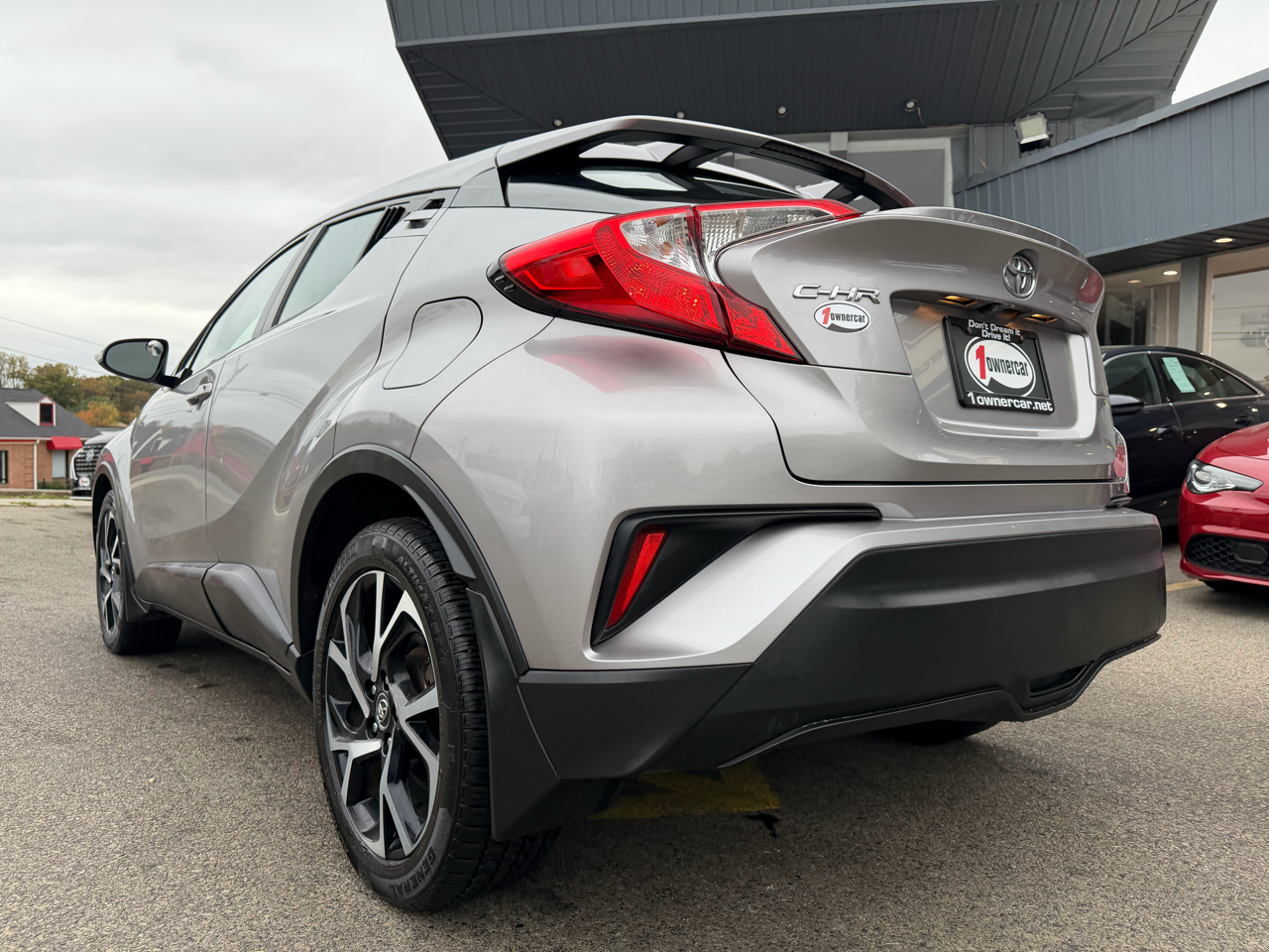 Toyota C-HR XLE FWD (Natl) 2018 Toyota C-HR XLE FWD (Natl) 2018