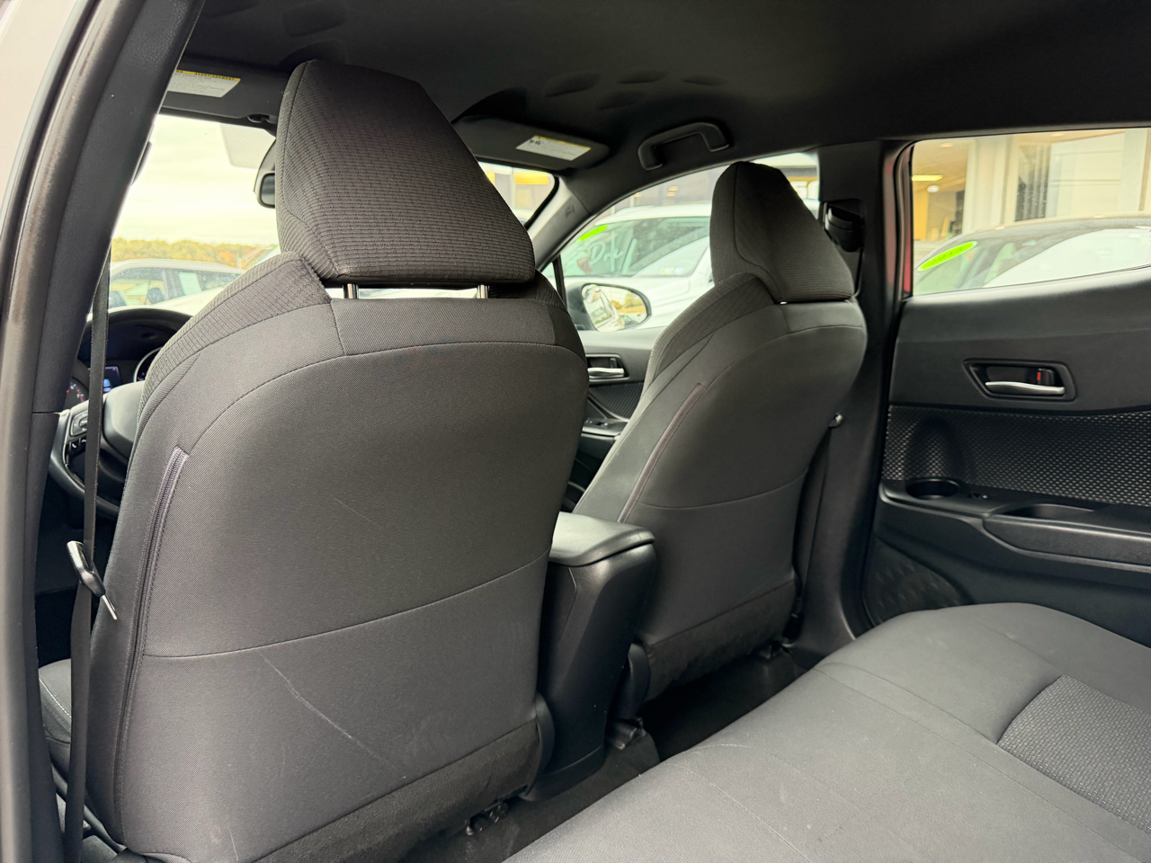 Toyota C-HR XLE FWD (Natl) 2018 Toyota C-HR XLE FWD (Natl) 2018