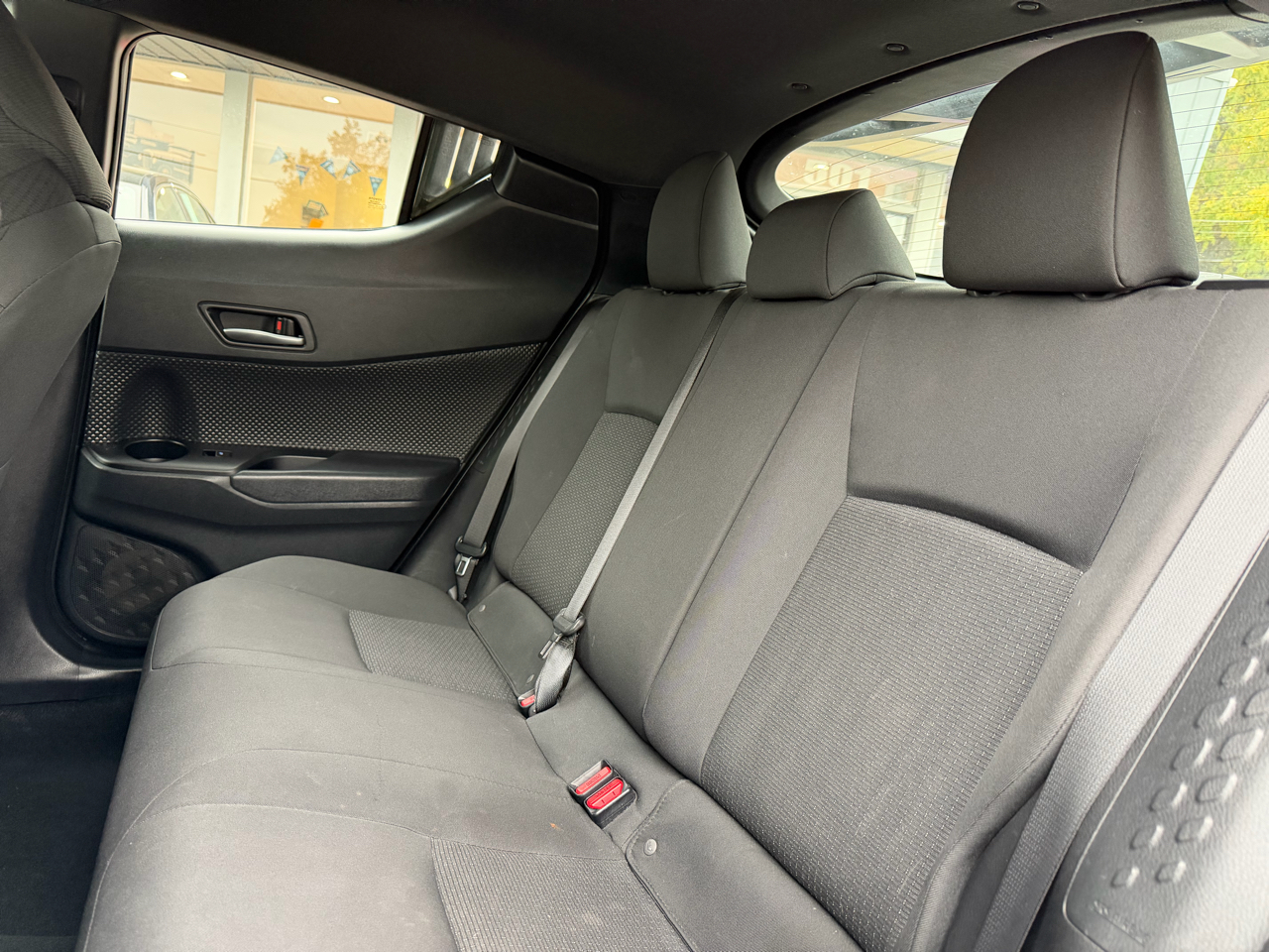 Toyota C-HR XLE FWD (Natl) 2018 Toyota C-HR XLE FWD (Natl) 2018