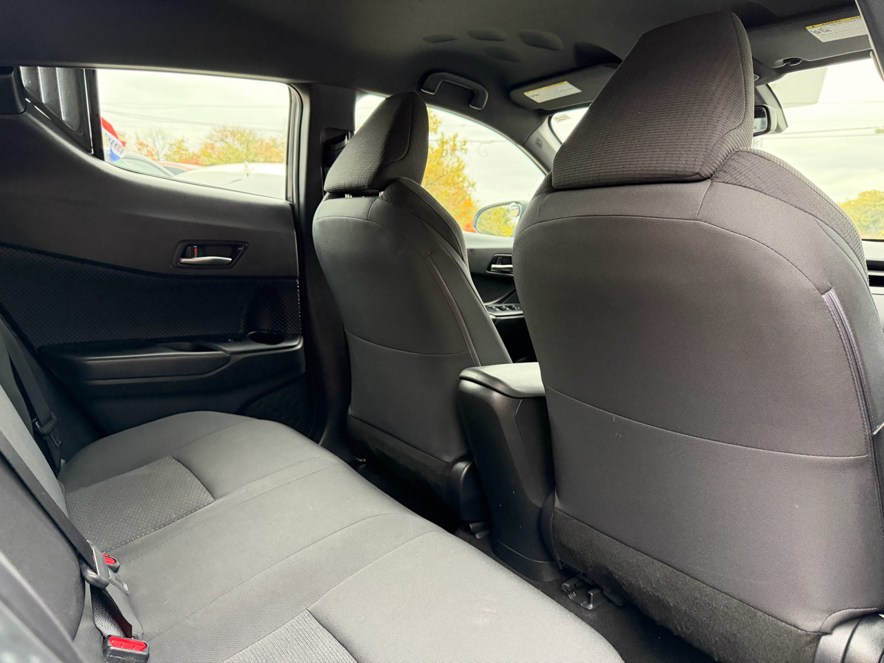 Toyota C-HR XLE FWD (Natl) 2018 Toyota C-HR XLE FWD (Natl) 2018