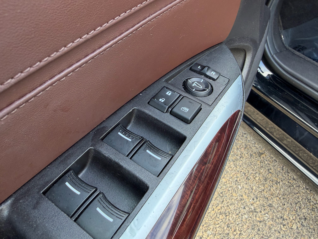 Acura TLX 4dr Sdn FWD V6 Tech 2015 Acura TLX 4dr Sdn FWD V6 Tech 2015