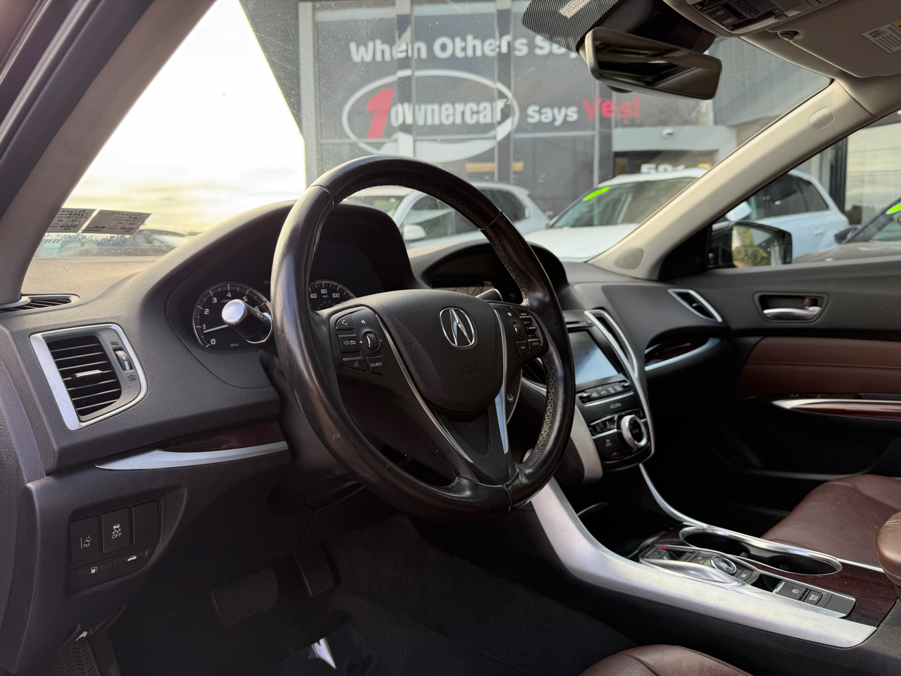 Acura TLX 4dr Sdn FWD V6 Tech 2015 Acura TLX 4dr Sdn FWD V6 Tech 2015