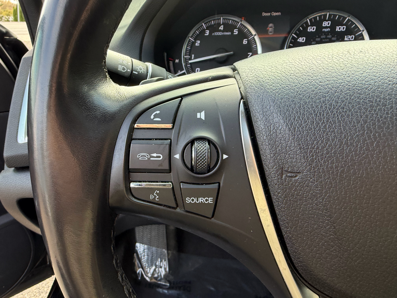 Acura TLX 4dr Sdn FWD V6 Tech 2015 Acura TLX 4dr Sdn FWD V6 Tech 2015