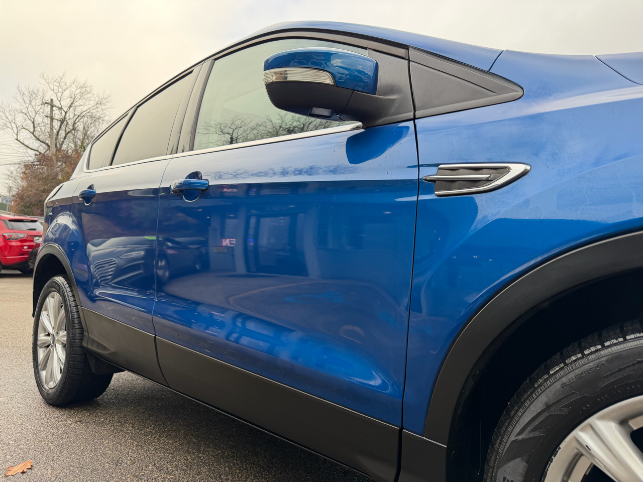 2017 Ford Escape Titanium photo 4