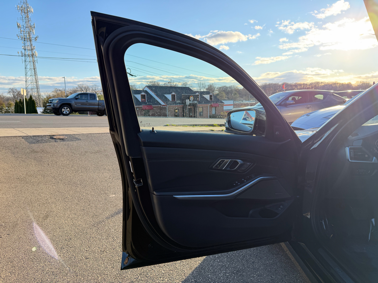 BMW 3 Series 330i xDrive Sedan 2019