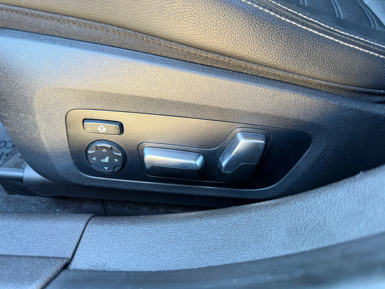 BMW 3 Series 330i xDrive Sedan 2019