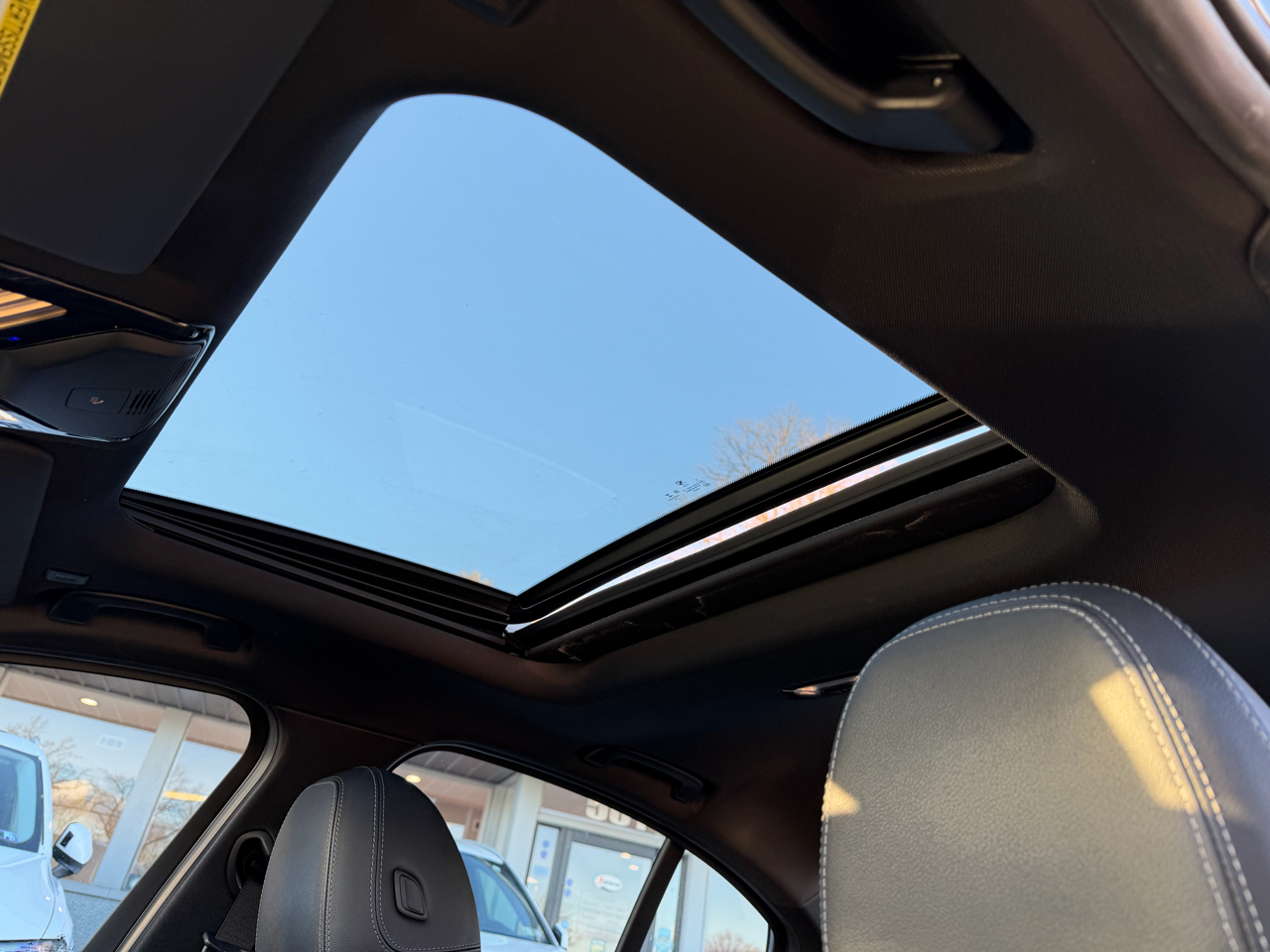 BMW 3 Series 330i xDrive Sedan 2019