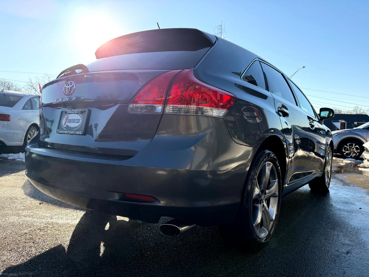 Toyota Venza 4dr Wgn V6 FWD (Natl) 2011