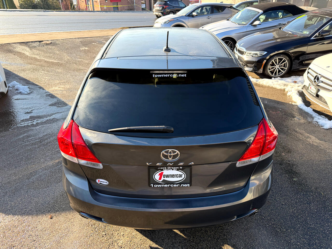 Toyota Venza 4dr Wgn V6 FWD (Natl) 2011