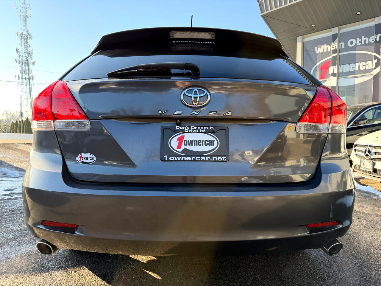 Toyota Venza 4dr Wgn V6 FWD (Natl) 2011