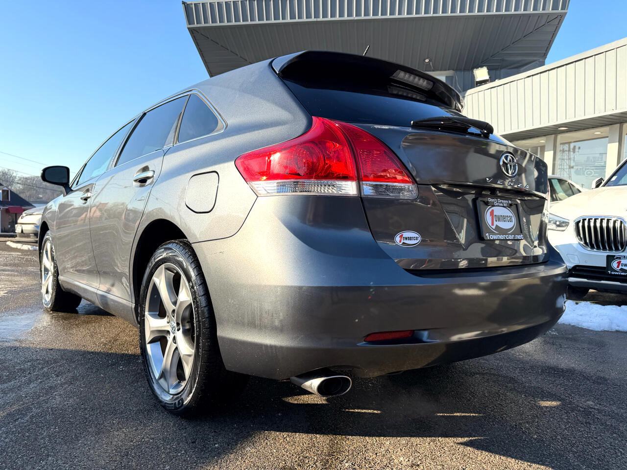 Toyota Venza 4dr Wgn V6 FWD (Natl) 2011