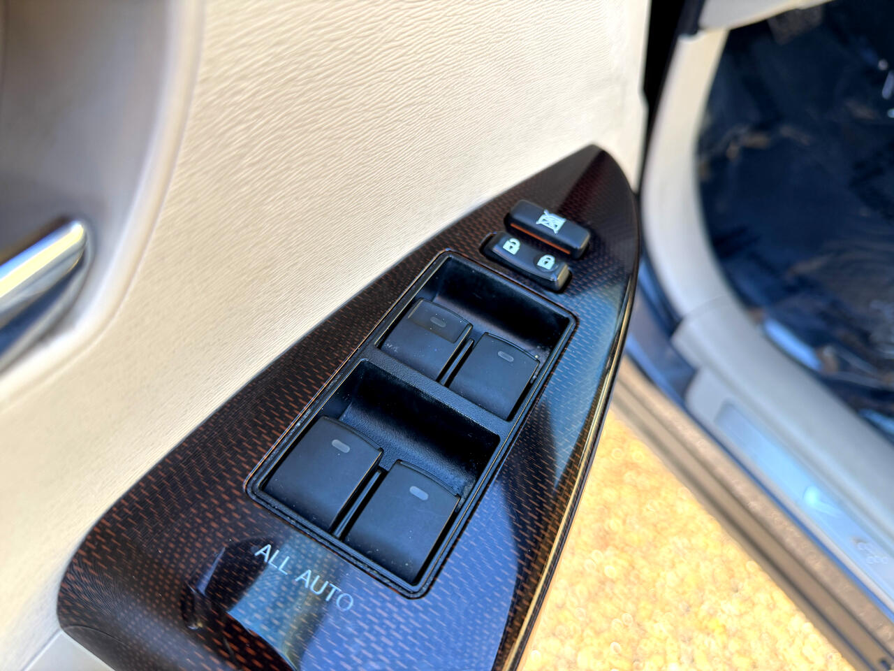 Toyota Venza 4dr Wgn V6 FWD (Natl) 2011