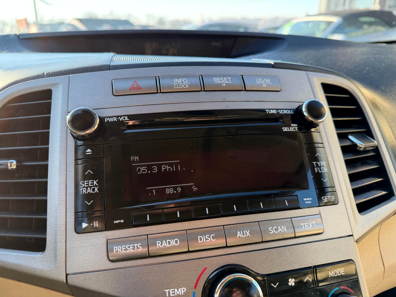 Toyota Venza 4dr Wgn V6 FWD (Natl) 2011