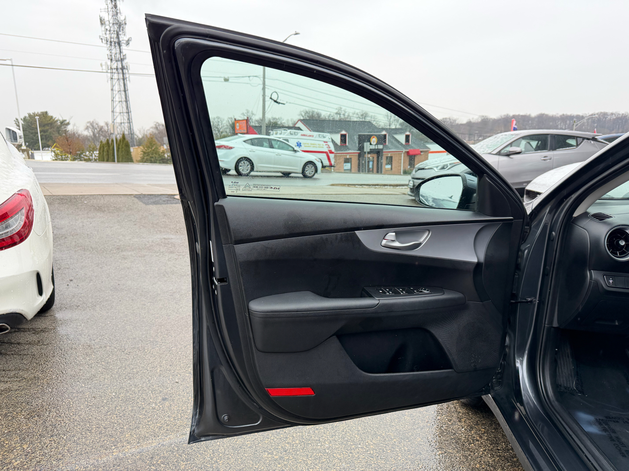 Kia Forte LXS IVT 2023