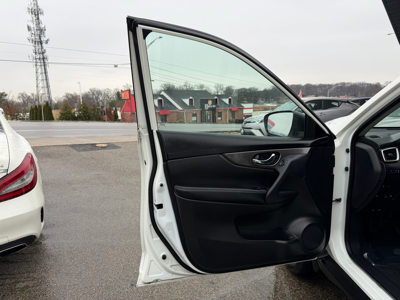 Nissan Rogue AWD 4dr SV 2015