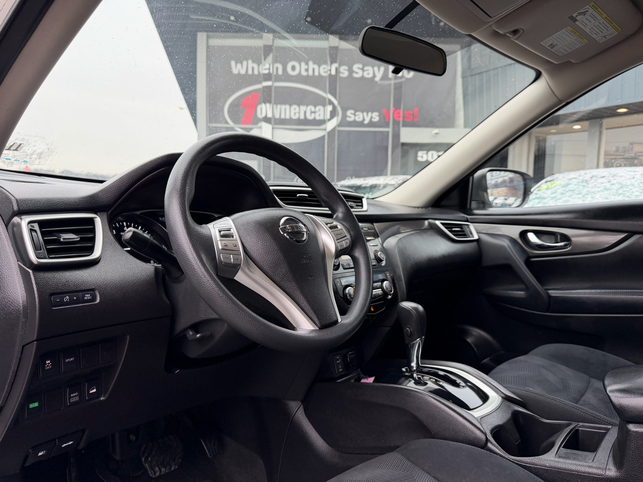 Nissan Rogue AWD 4dr SV 2015