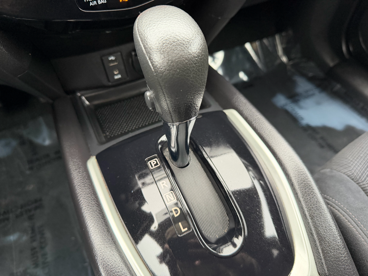 Nissan Rogue AWD 4dr SV 2015