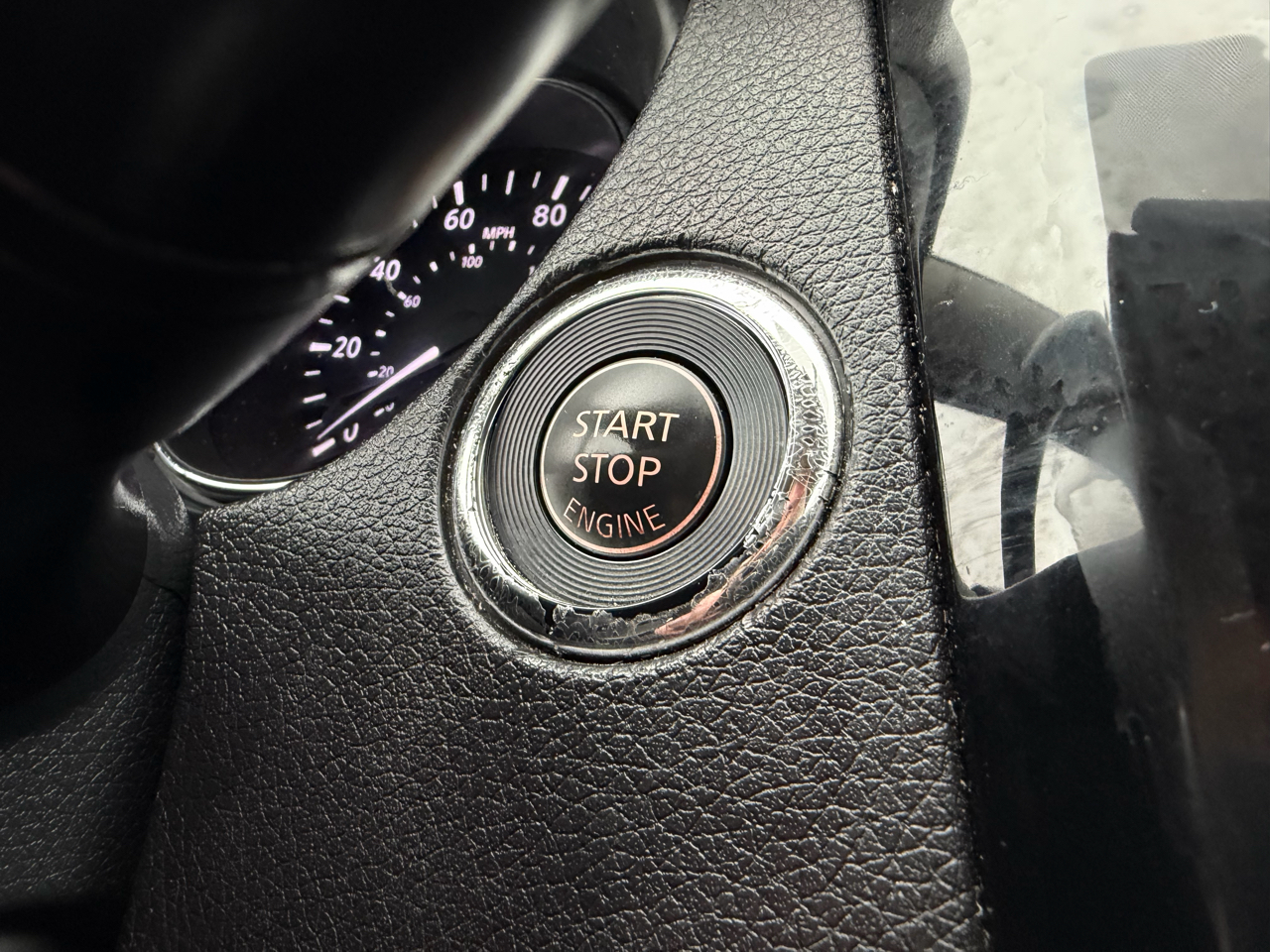 Nissan Rogue AWD 4dr SV 2015