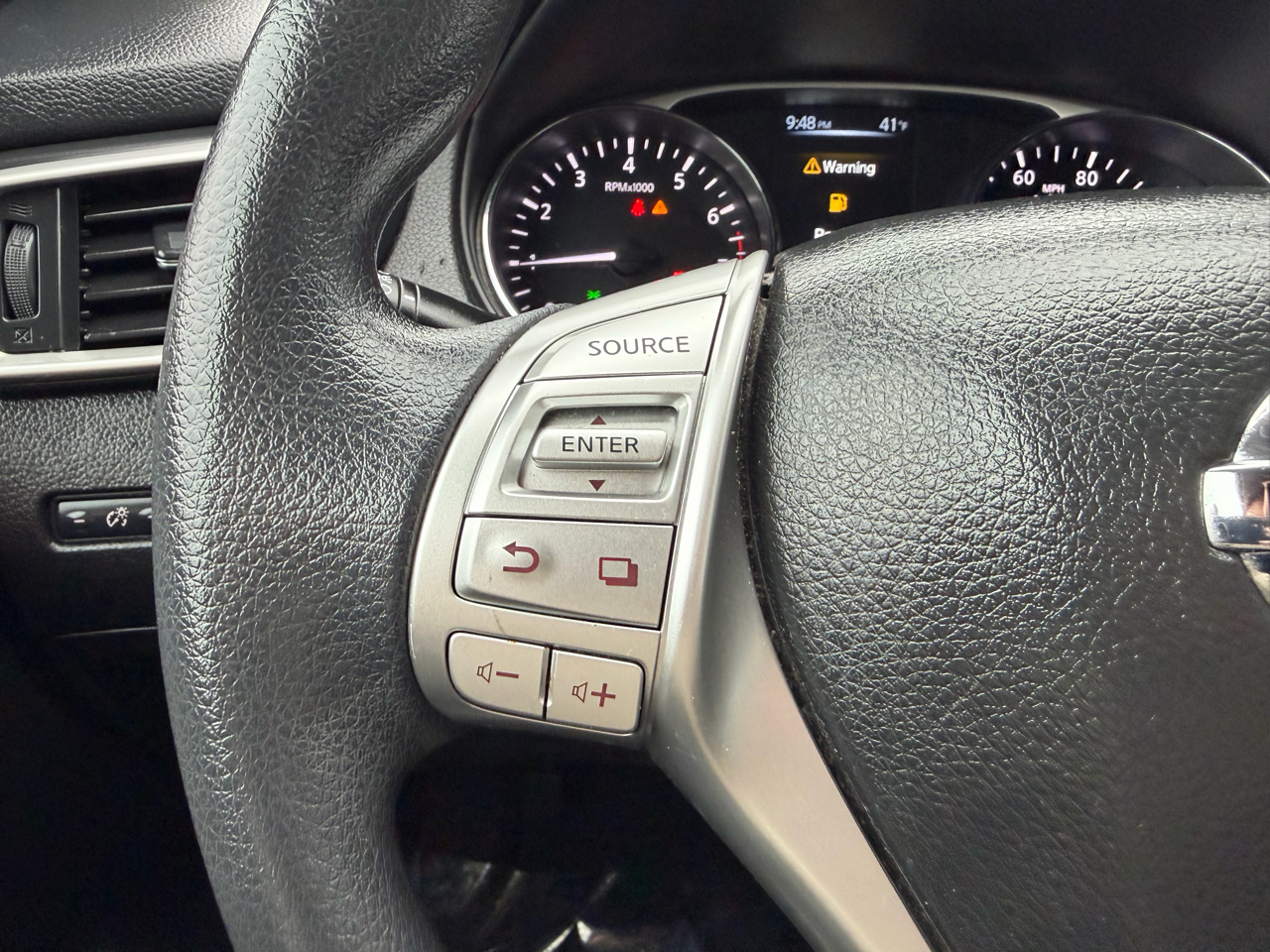 Nissan Rogue AWD 4dr SV 2015