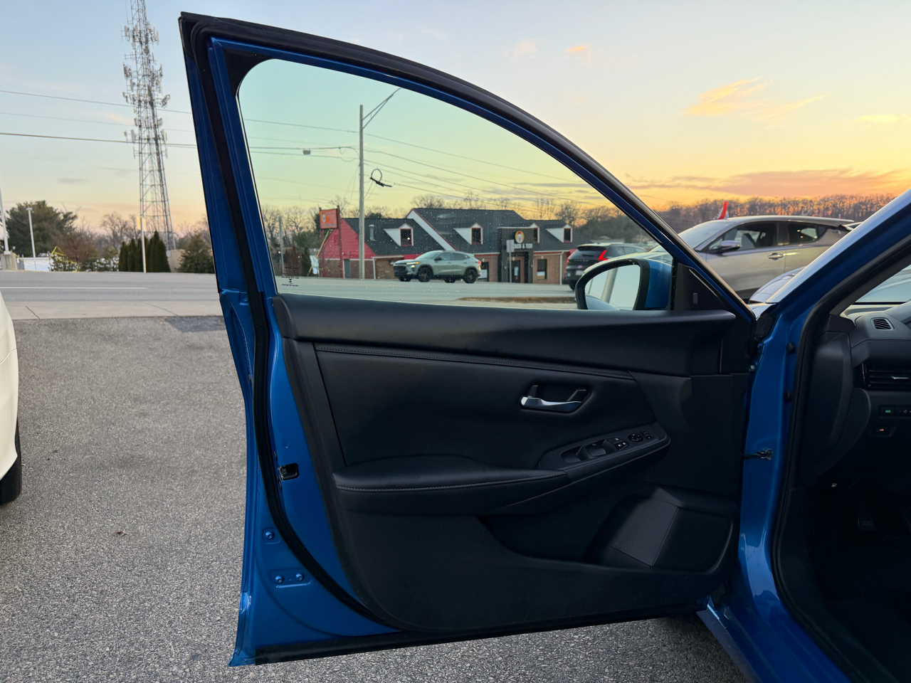 Nissan Sentra SV CVT 2023