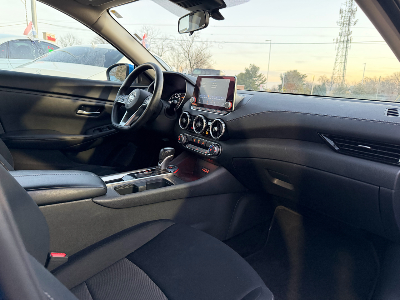 Nissan Sentra SV CVT 2023