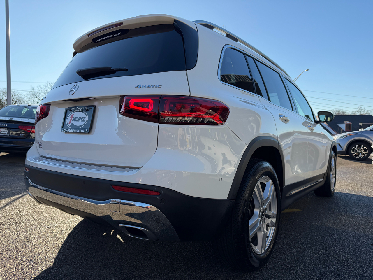 Mercedes-Benz GLB GLB 250 4MATIC SUV 2023