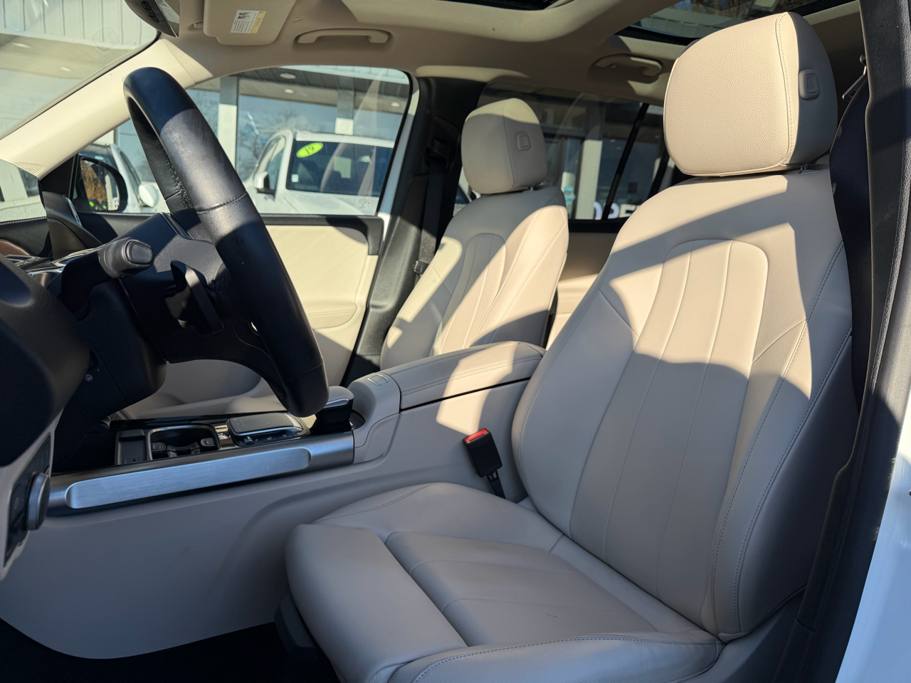 Mercedes-Benz GLB GLB 250 4MATIC SUV 2023