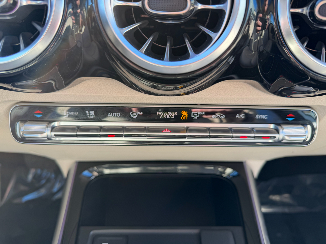 Mercedes-Benz GLB GLB 250 4MATIC SUV 2023