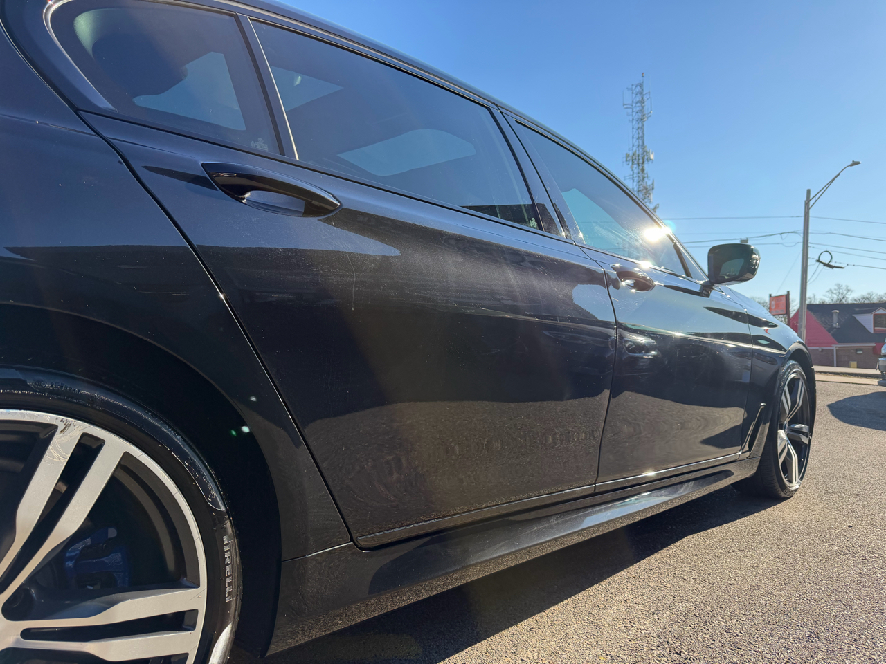 BMW 7 Series 4dr Sdn 750i xDrive AWD 2018