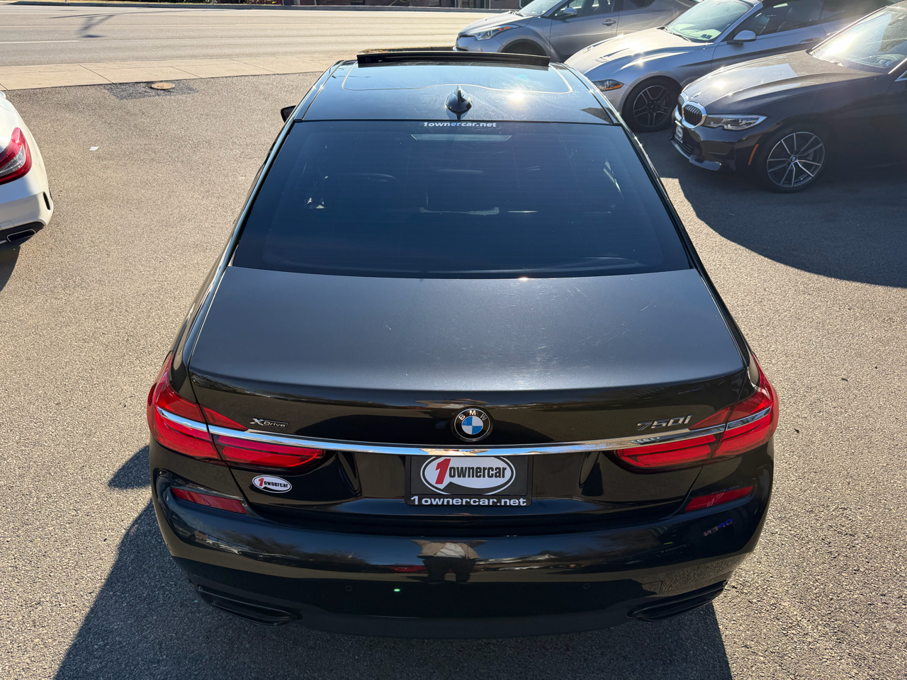 BMW 7 Series 4dr Sdn 750i xDrive AWD 2018