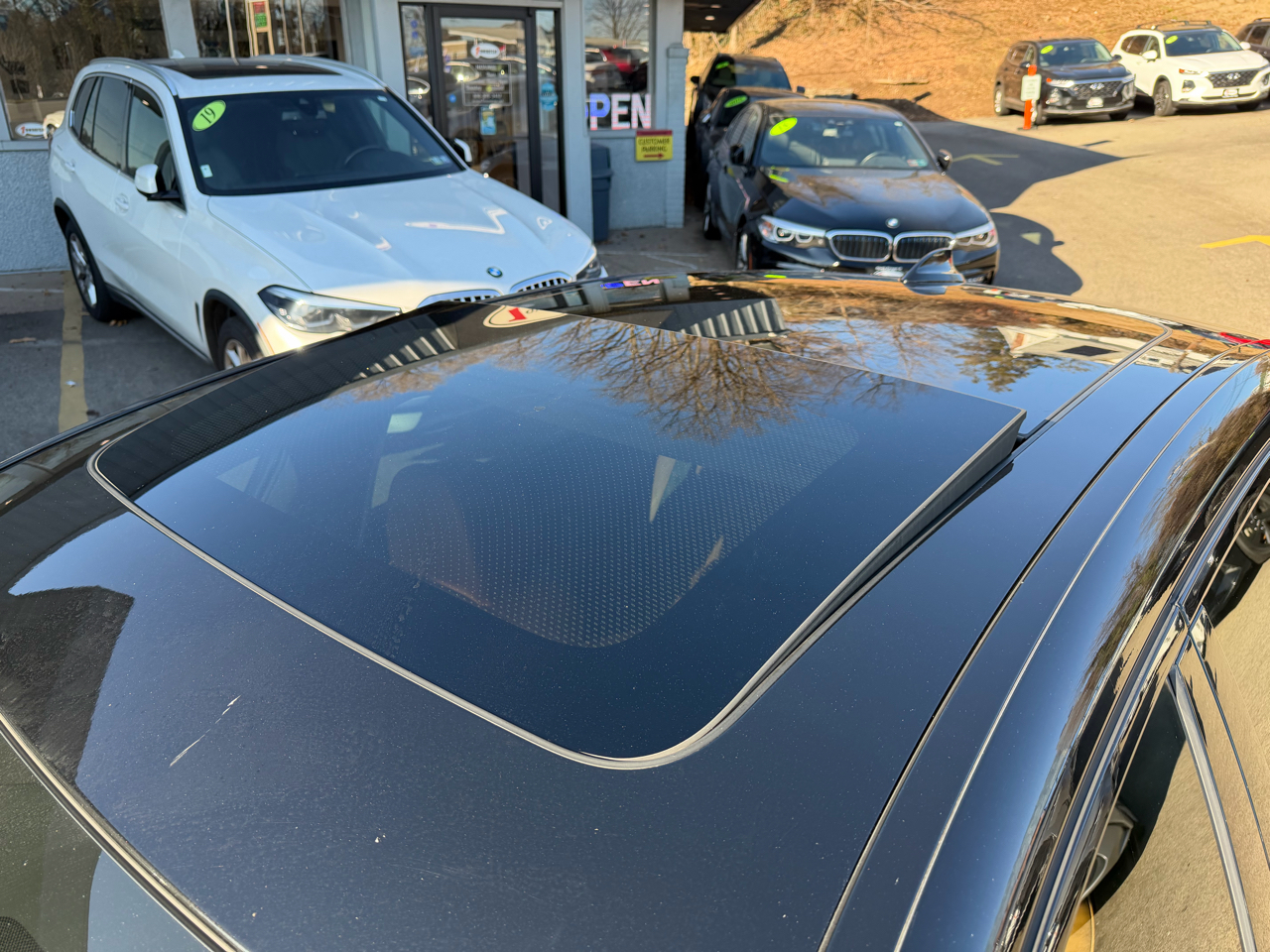 BMW 7 Series 4dr Sdn 750i xDrive AWD 2018