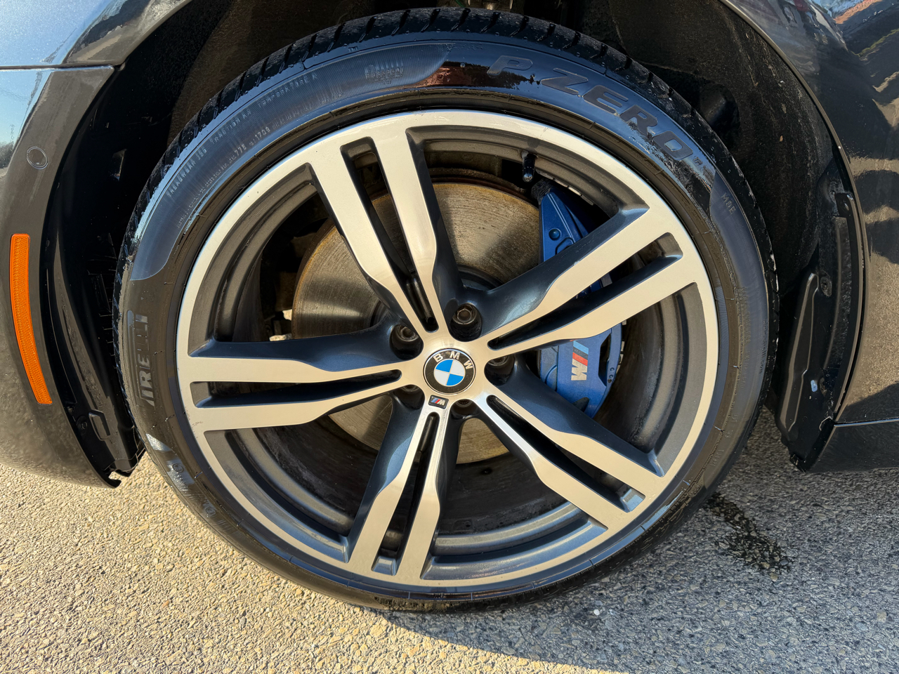 BMW 7 Series 4dr Sdn 750i xDrive AWD 2018