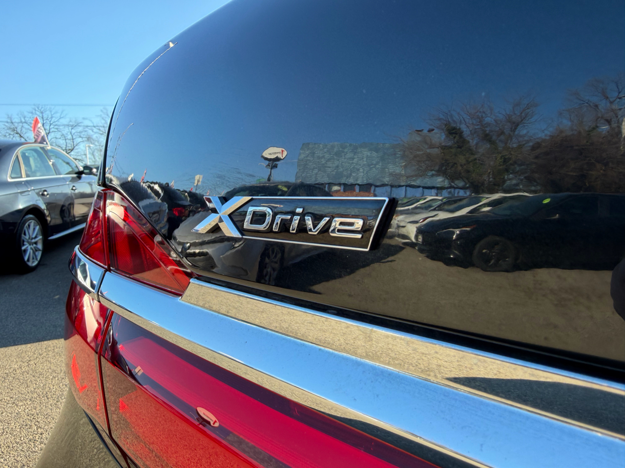 BMW 7 Series 4dr Sdn 750i xDrive AWD 2018