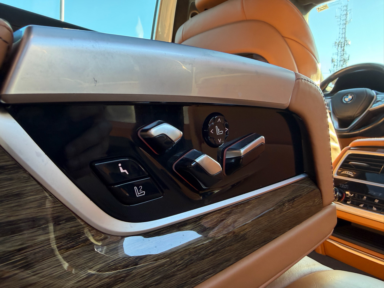 BMW 7 Series 4dr Sdn 750i xDrive AWD 2018