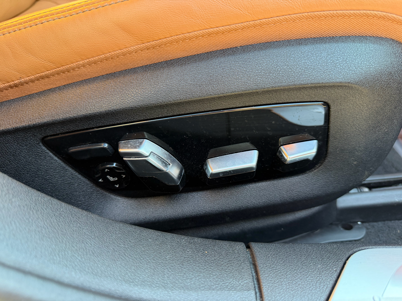 BMW 7 Series 4dr Sdn 750i xDrive AWD 2018