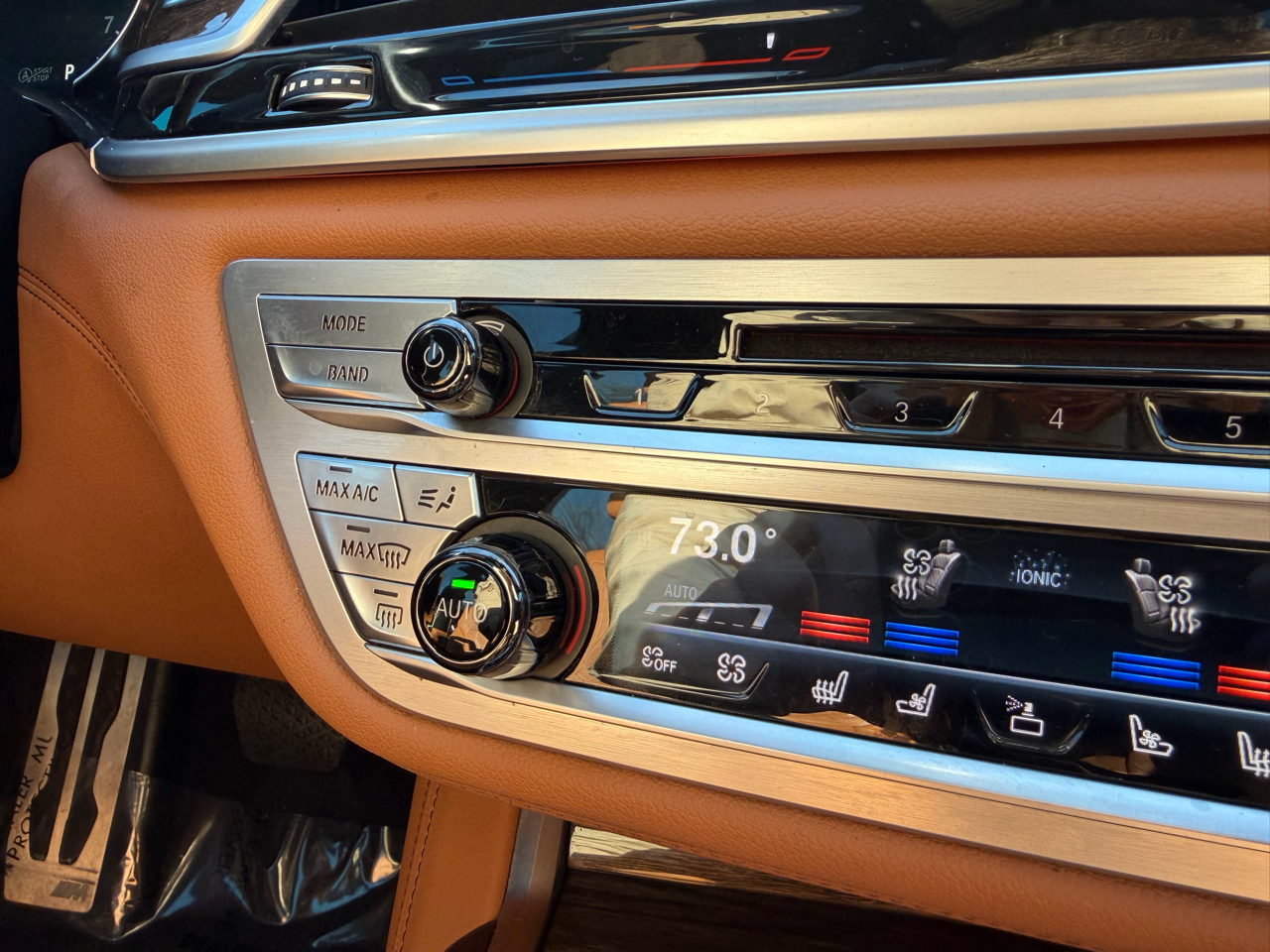 BMW 7 Series 4dr Sdn 750i xDrive AWD 2018