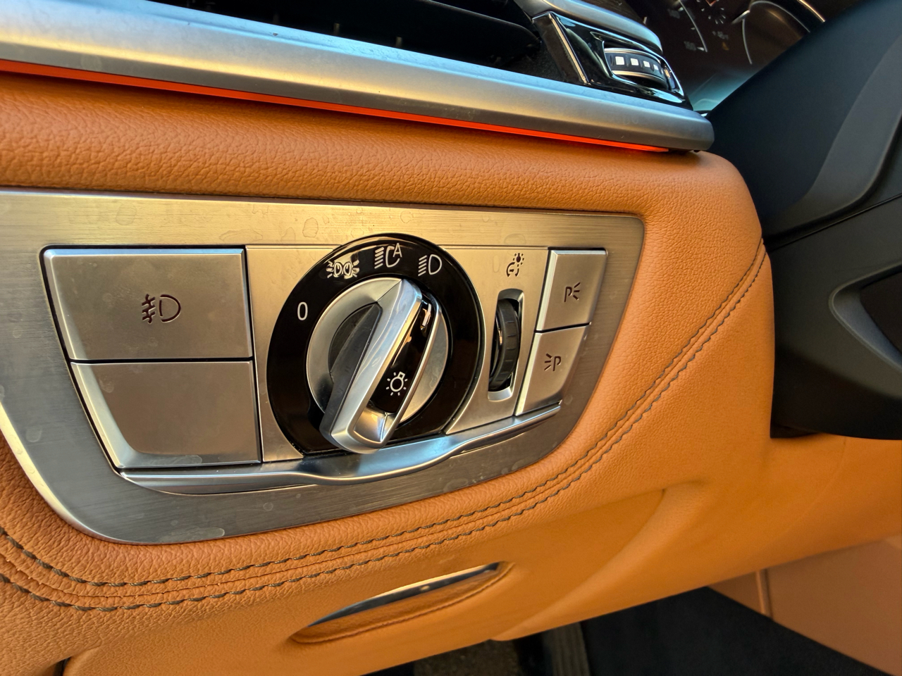 BMW 7 Series 4dr Sdn 750i xDrive AWD 2018