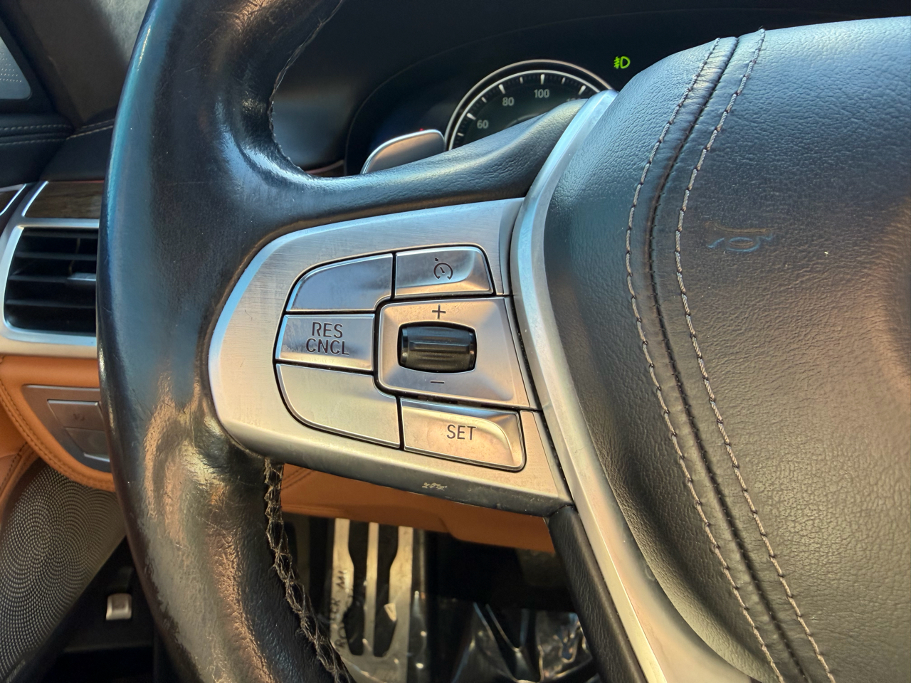 BMW 7 Series 4dr Sdn 750i xDrive AWD 2018